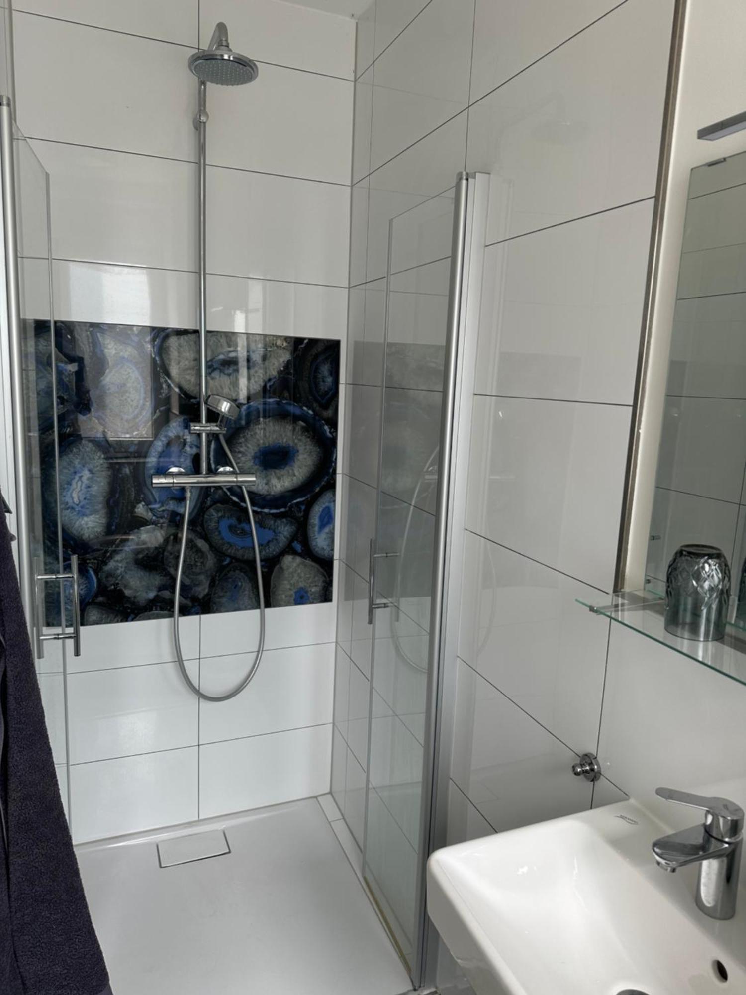 Moderne Doppelhaushaelfte In Oppenheim Villa Екстериор снимка